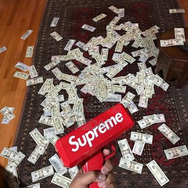Supreme Money Spraying Gun - thumbnail 3