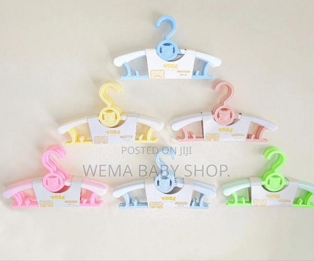 10pcs Set Kids Adjustable/Retractable Hangers - thumbnail 6