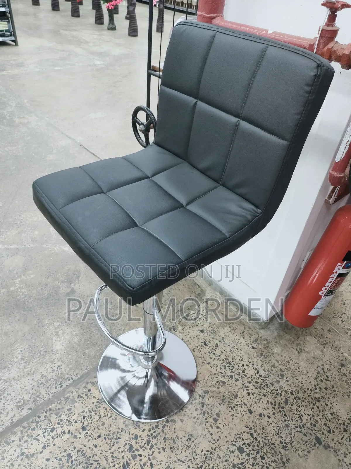 Bear 360 Degree Swivel Barstools
