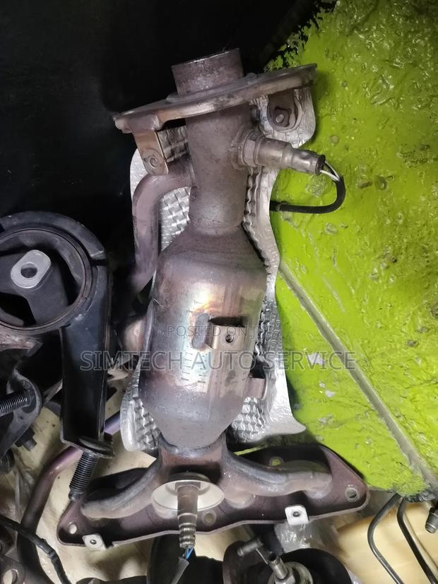 Toyota Axio Hybrid Catalytic Converter - thumbnail 2