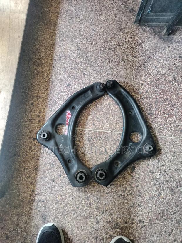Nissan Note Hr12 Front Arms
