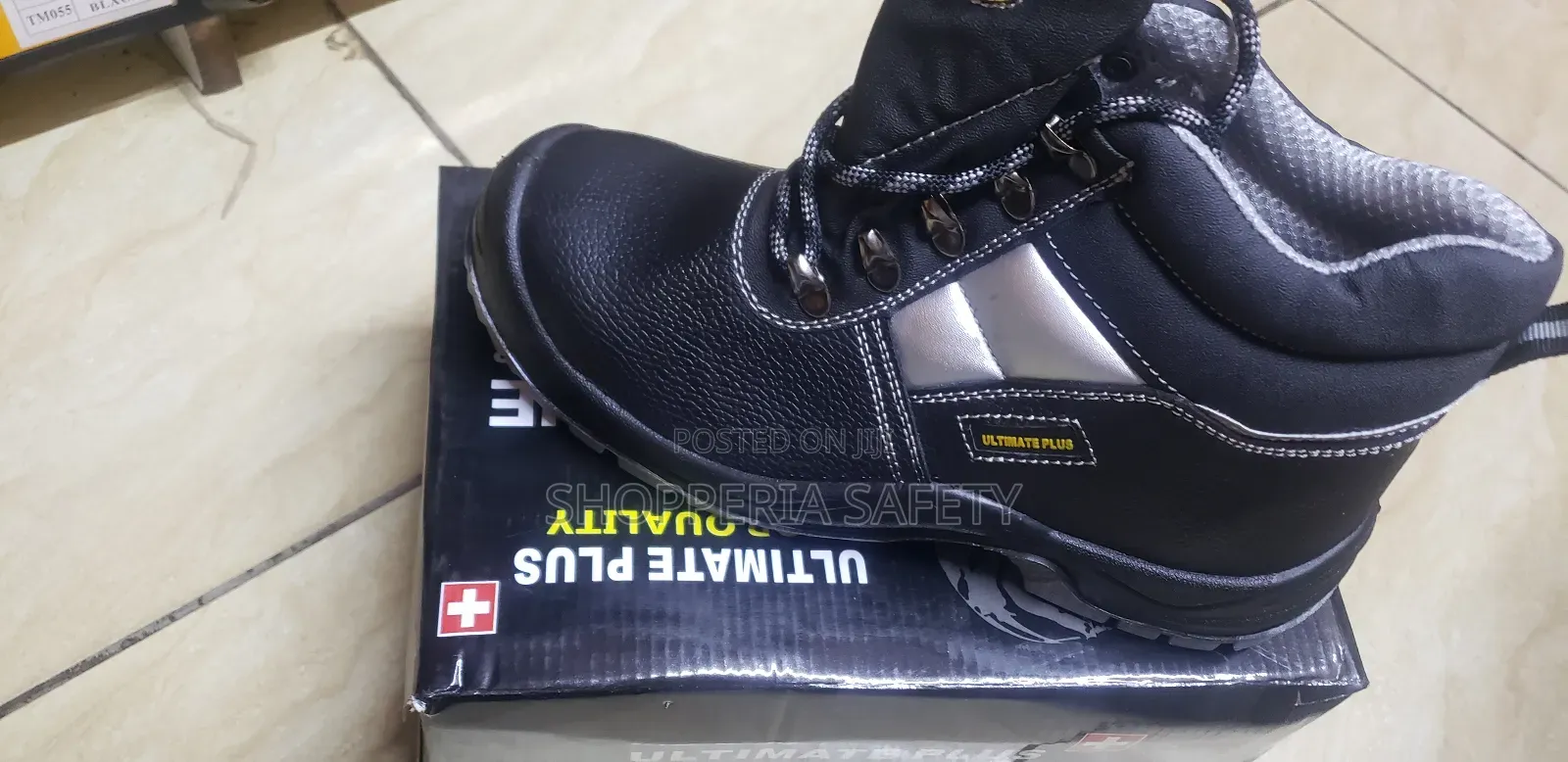 Ultimate Plus Safety Shoes
