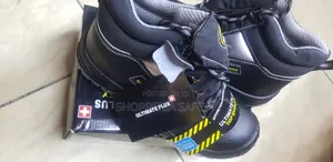 Ultimate Plus Safety Shoes