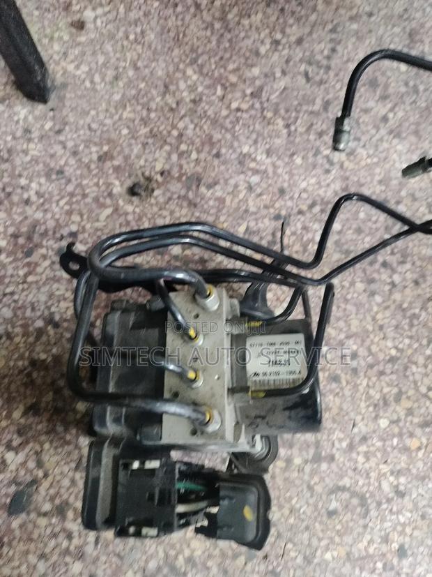 Honda Insight Hybrid ABS Actuator - main view