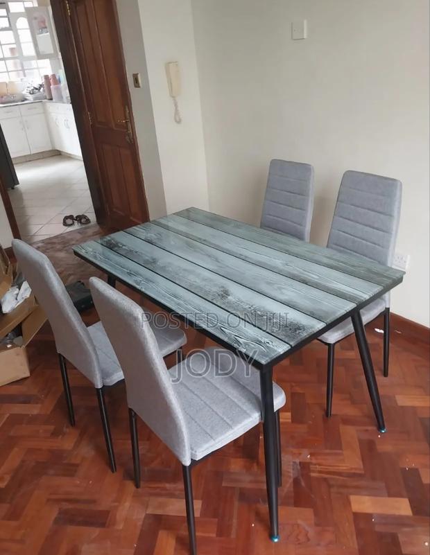 Yummy Dining Table - main view