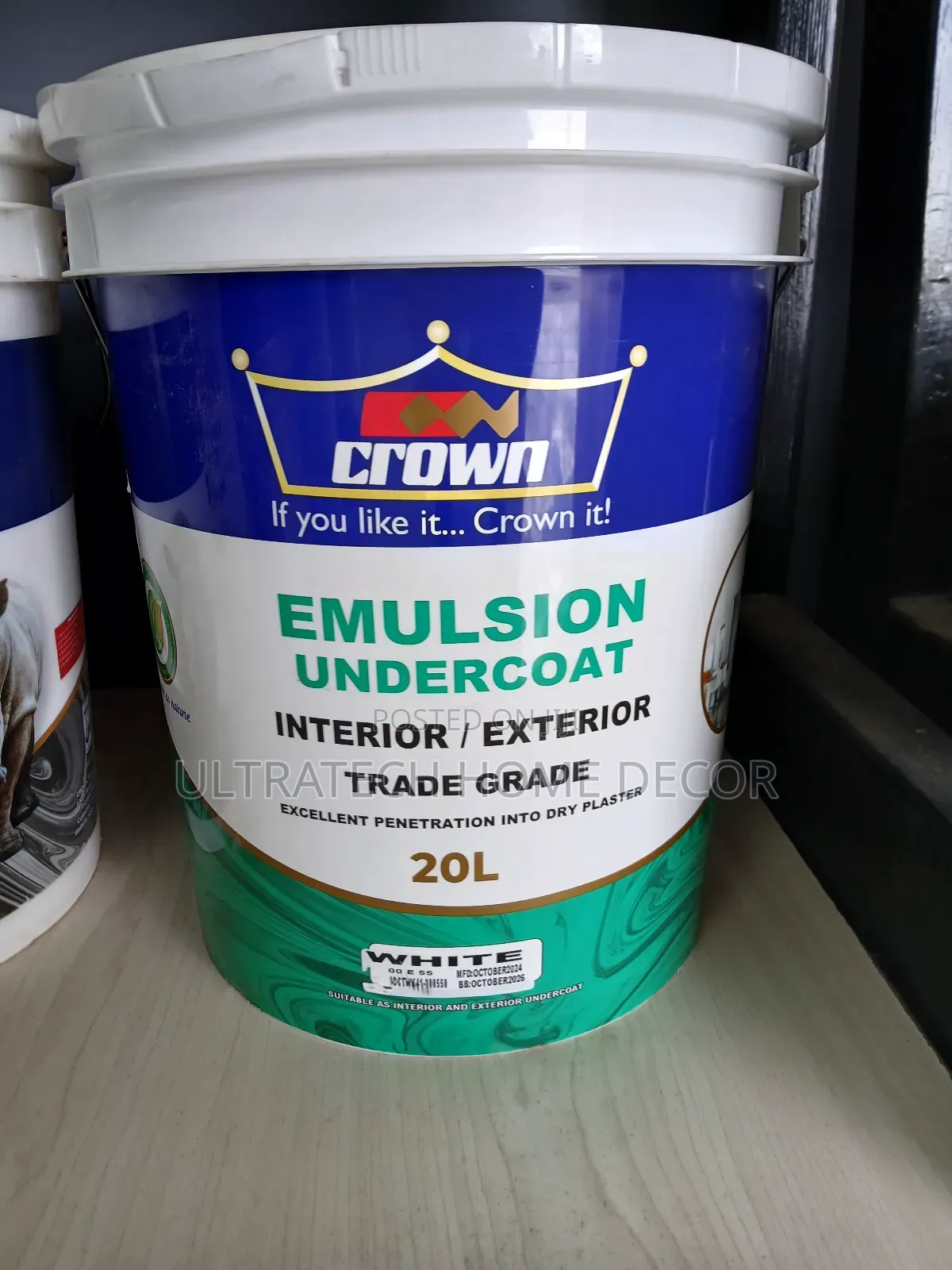 Crown Emulsion Undercoat, 20ltrs