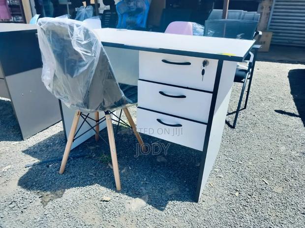 Task Office Desk + Office Chair - main view