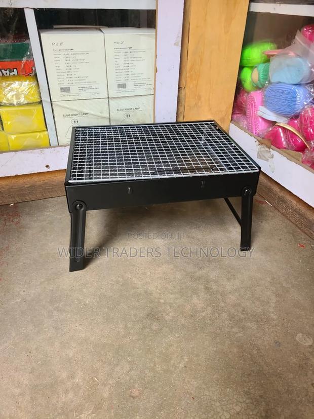 Barbecue Charcoal Grill Size 35cm*27cm *19.5cm