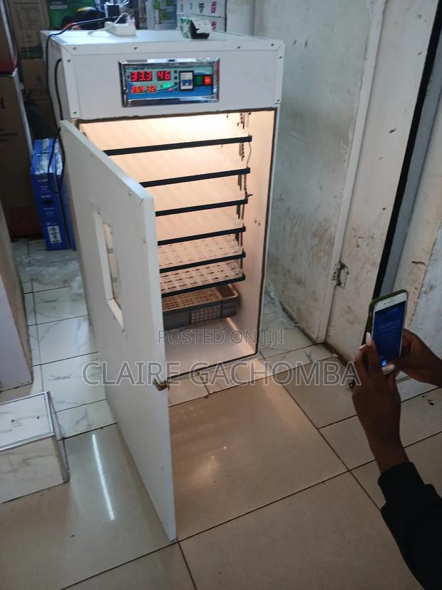 Premier 528 Eggs Incubators With Automatic Roller - main view