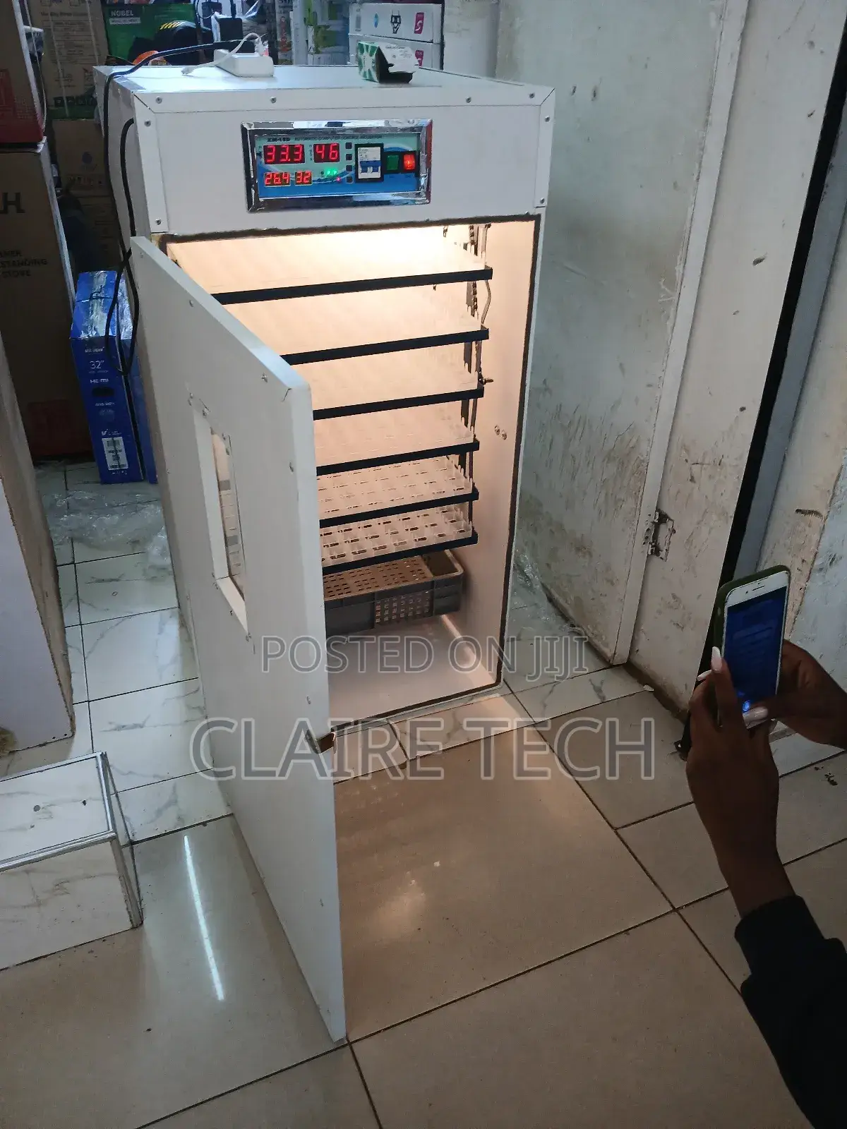 Premier 528 Eggs Incubators With Automatic Roller