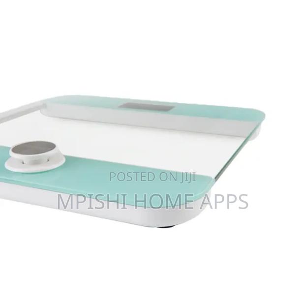 Battery-Free Digital Body Scale - thumbnail 9