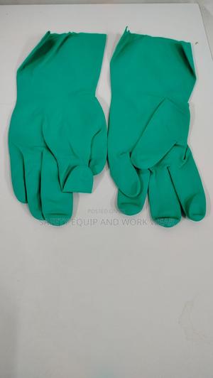 Green Nitrile Gloves - thumbnail 2