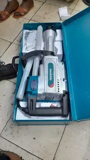 Demolition Breaker 2200W Meakida