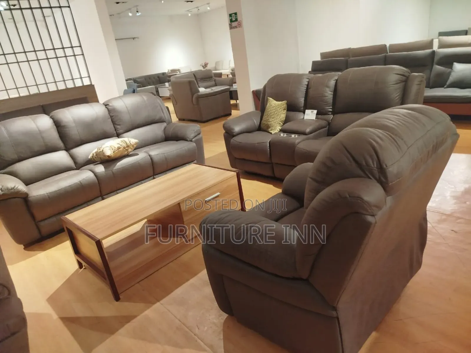 Recliner Sofaset