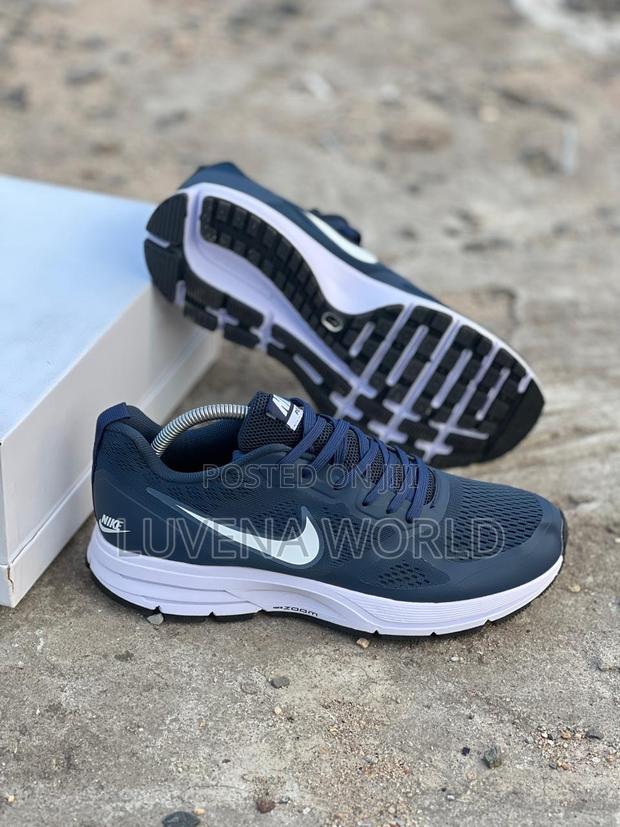 Nike Runners - main view