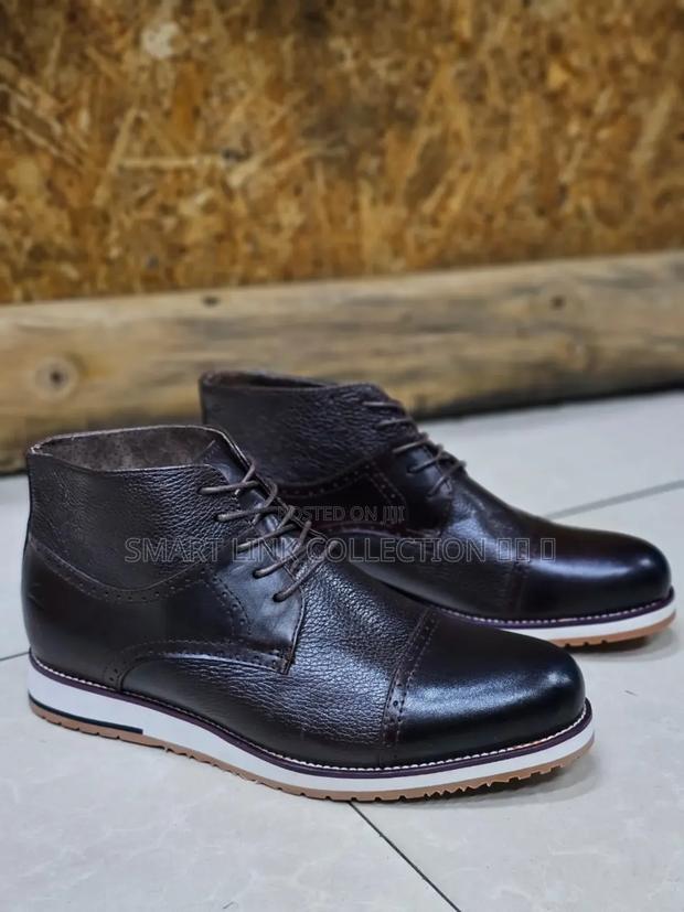 New Clark Boots - thumbnail 2