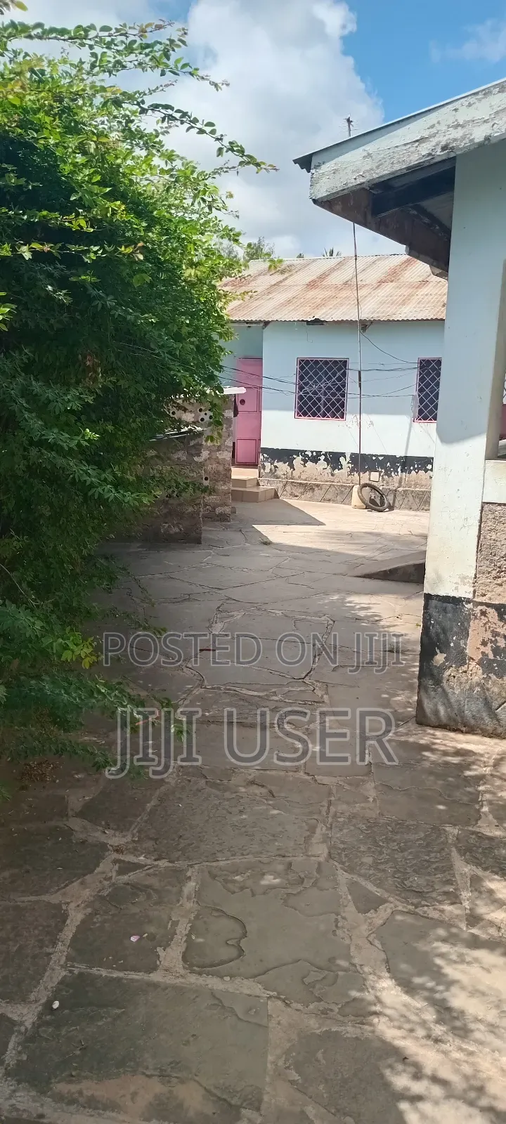 Furnished 3bdrm Bungalow in Waterloo Homes, Gombato Bongwe for sale