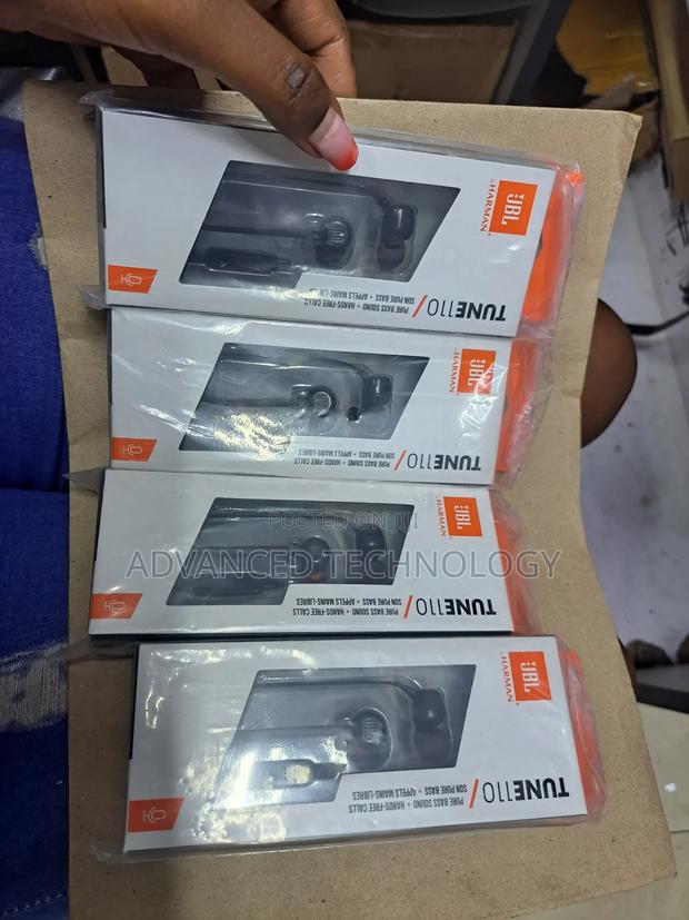 JBL Tune 110bt in Ear Earphone Black