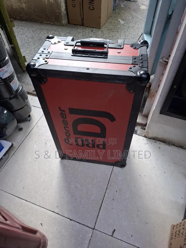 Pioneer Rev 1/FLX 4 Flightcase - thumbnail 2