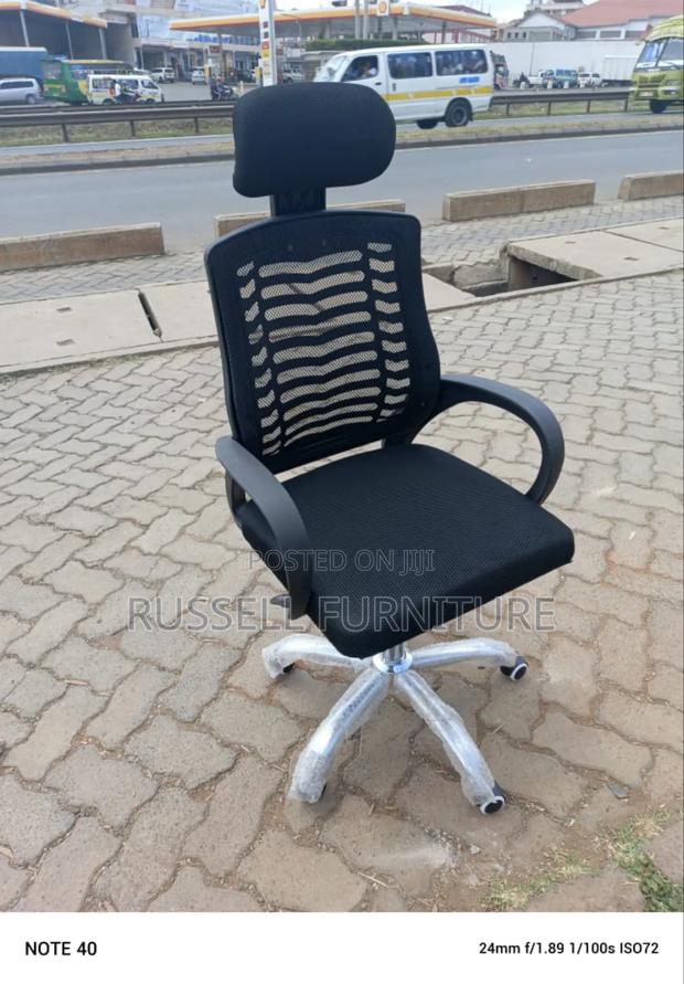 Ofive Headrest Chair - main view