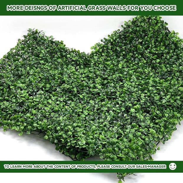 Artificial Green Wall Hedges - thumbnail 3