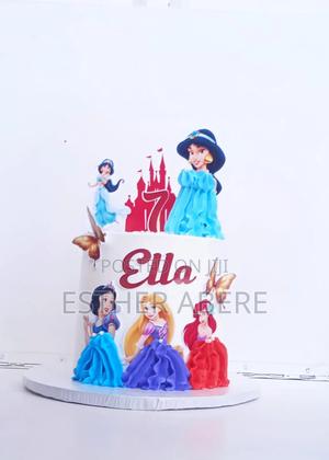 1kg Vanilla and Bubblegum Cake. - thumbnail 2