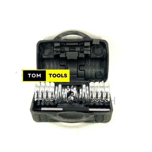 30kg Chrome Plated Dumbells Set in Plastic Carry Case - thumbnail 3