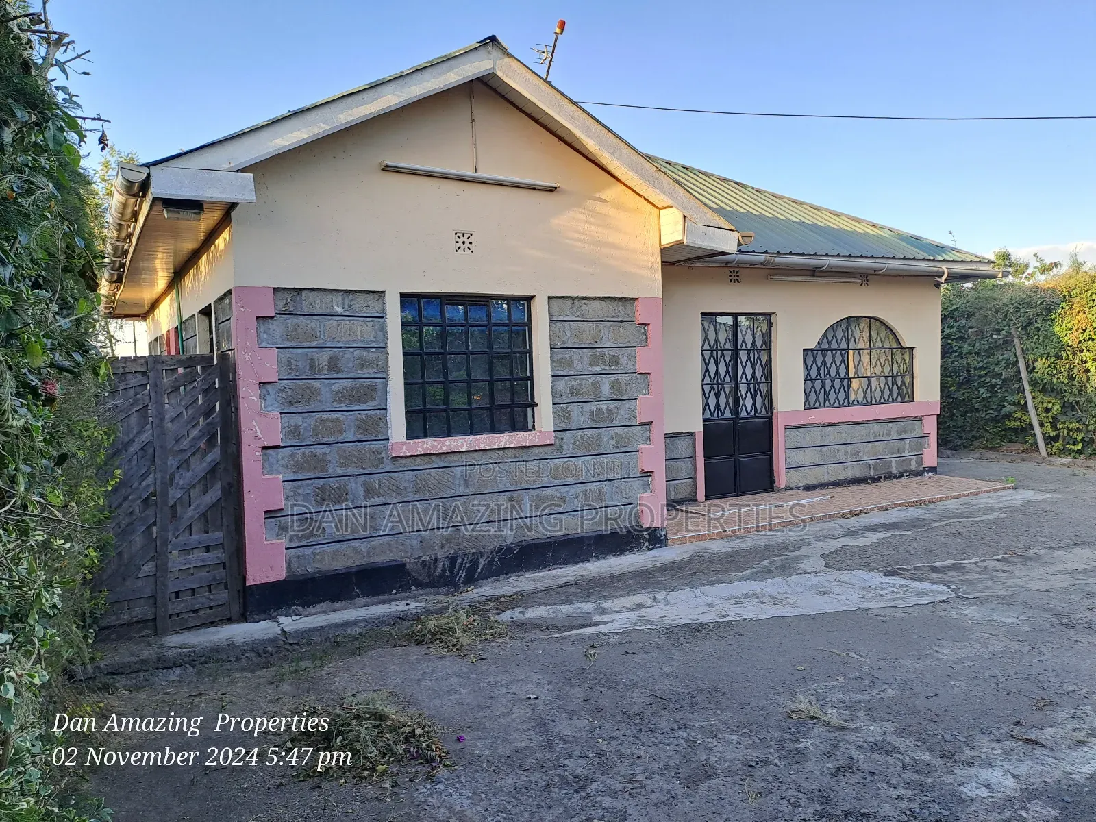 3bdrm Bungalow in University Way, Kiserian for sale
