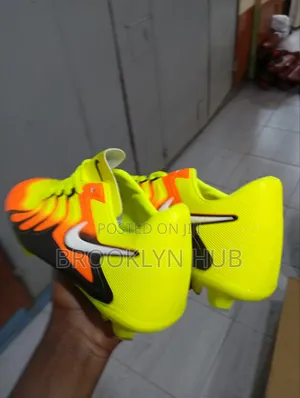 Original Nike Predator Football Boots Sizes (39-45)