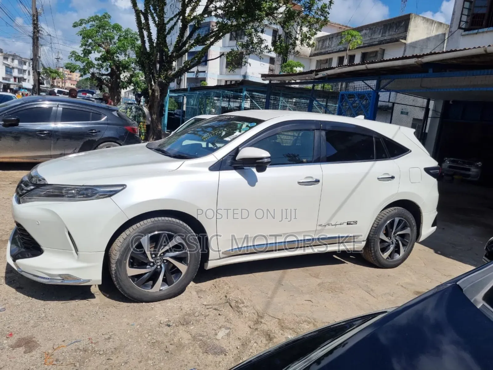 Toyota Harrier 2.0 Turbo 2018 Pearl