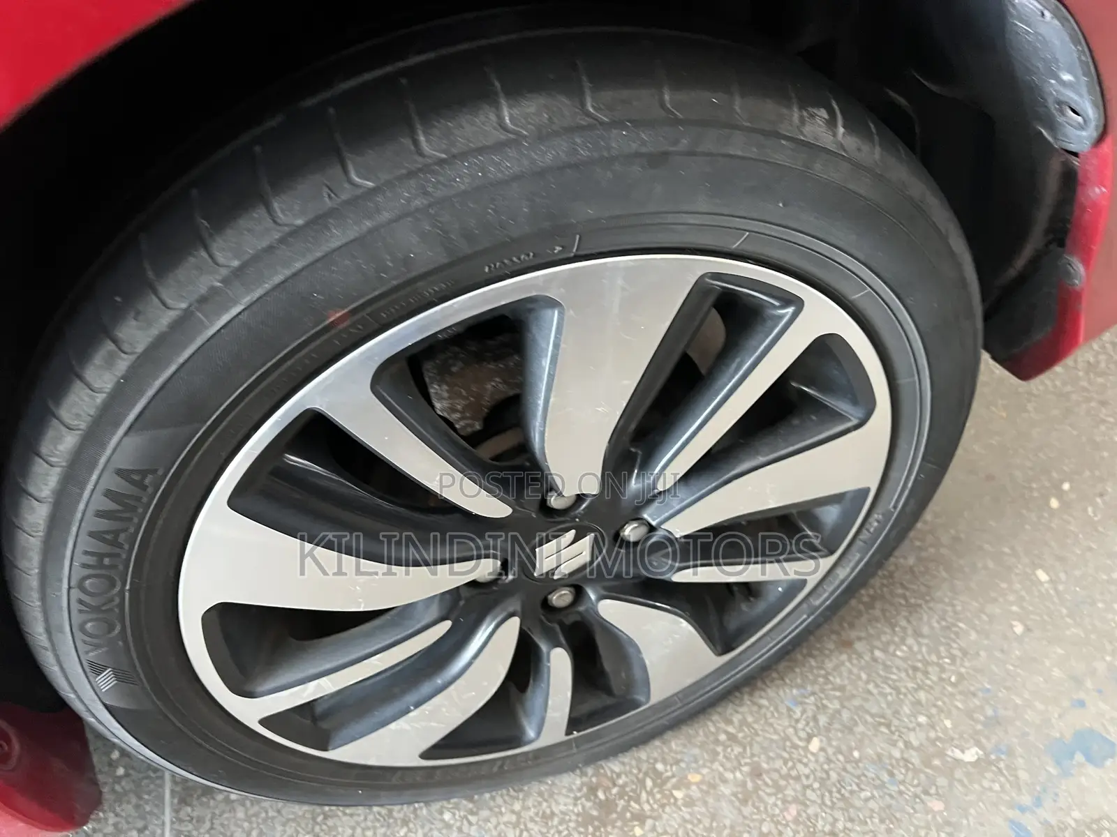 Suzuki Swift 2019 Red