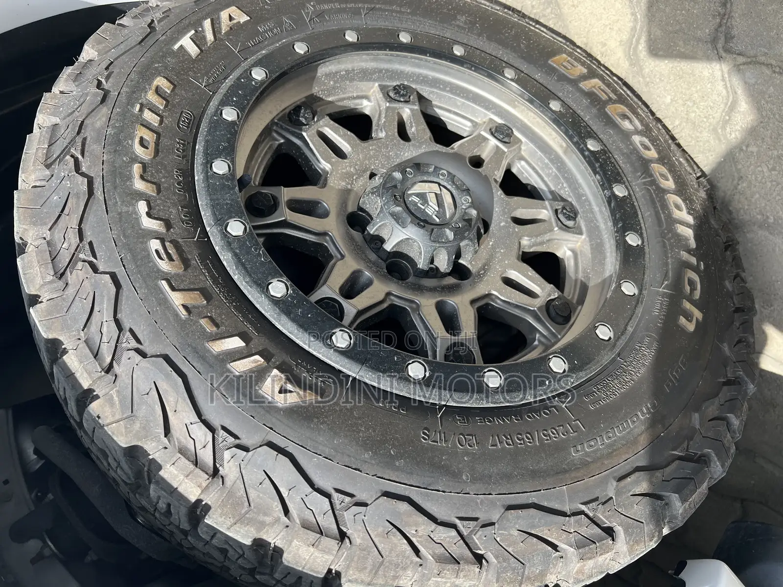 Toyota Hilux 2018 White