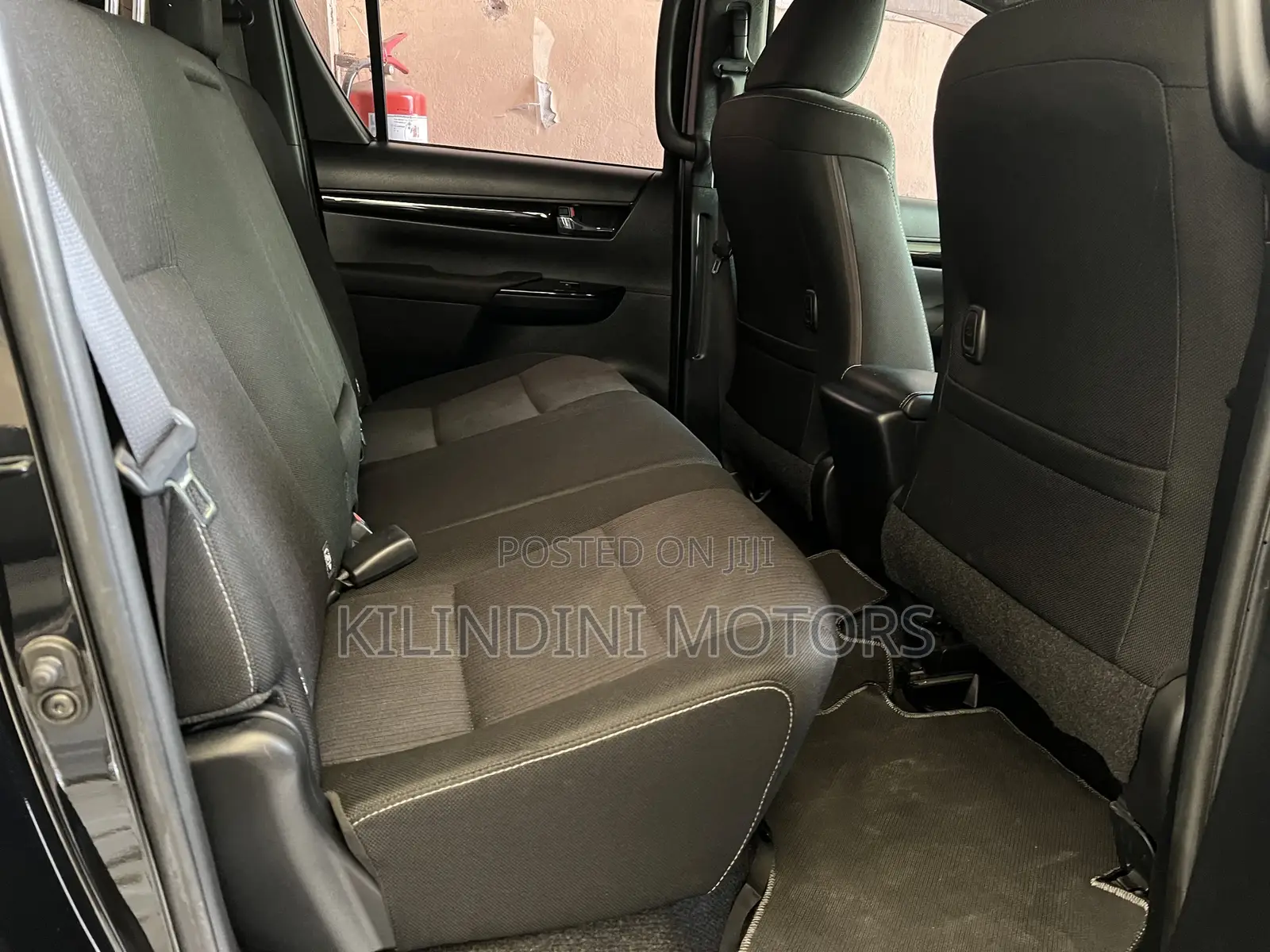 Toyota Hilux 2018 Black