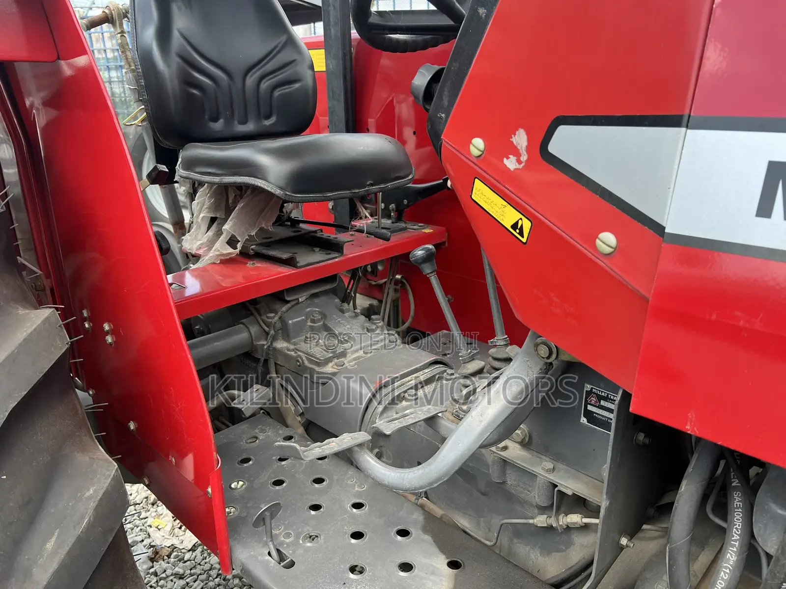 Massey Fugerson 385 2wd With Disc