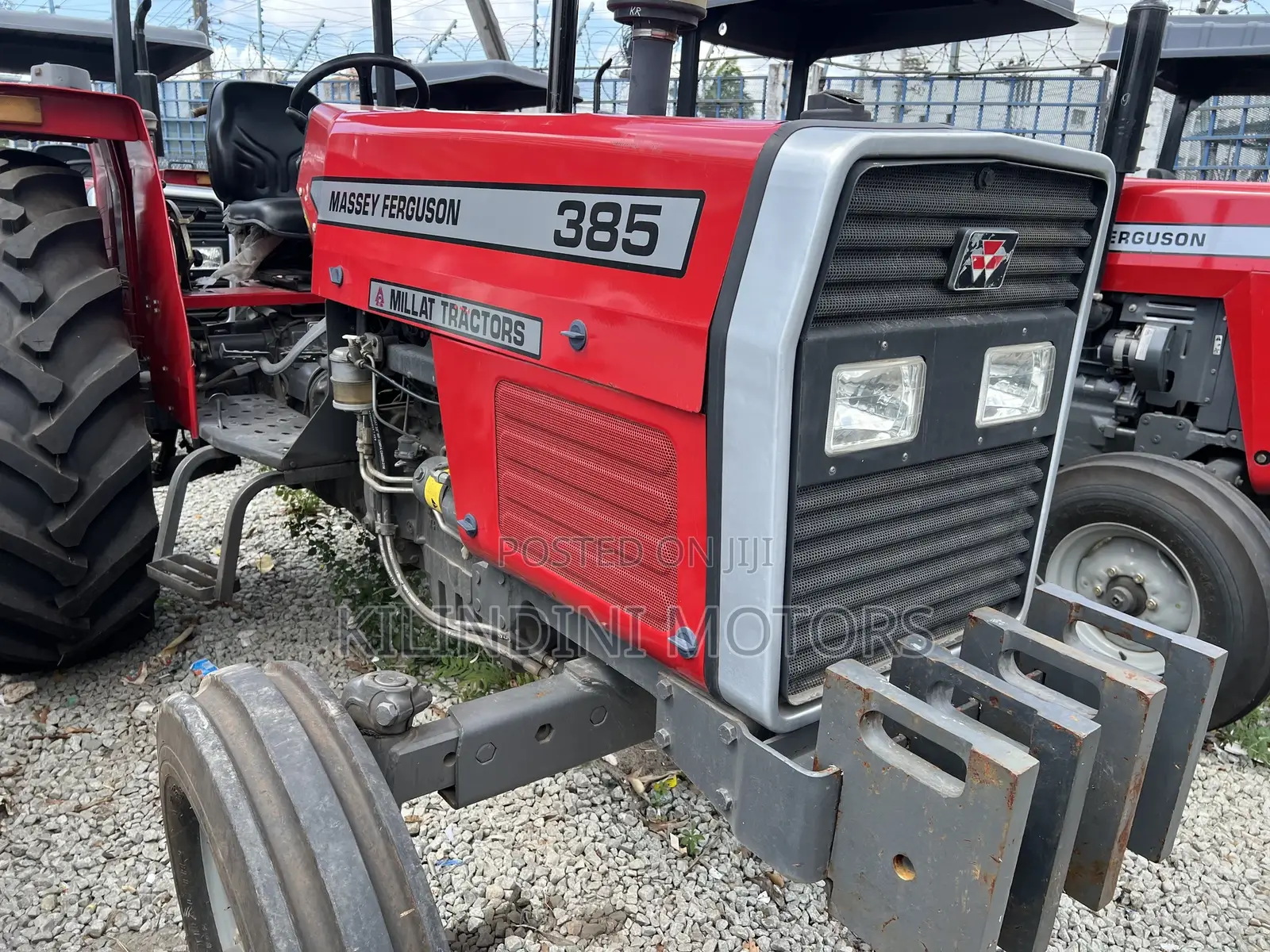 Massey Fugerson 385 2wd With Disc