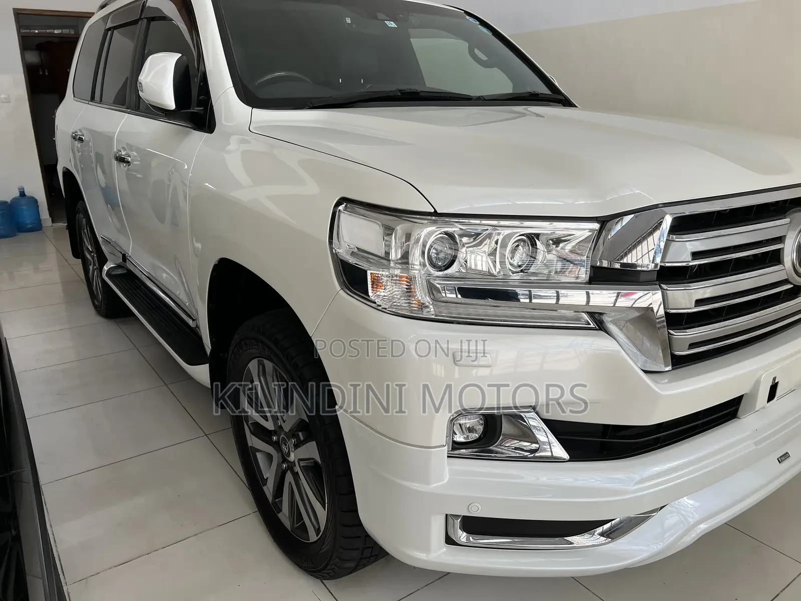 Toyota Land Cruiser Prado 2018 White