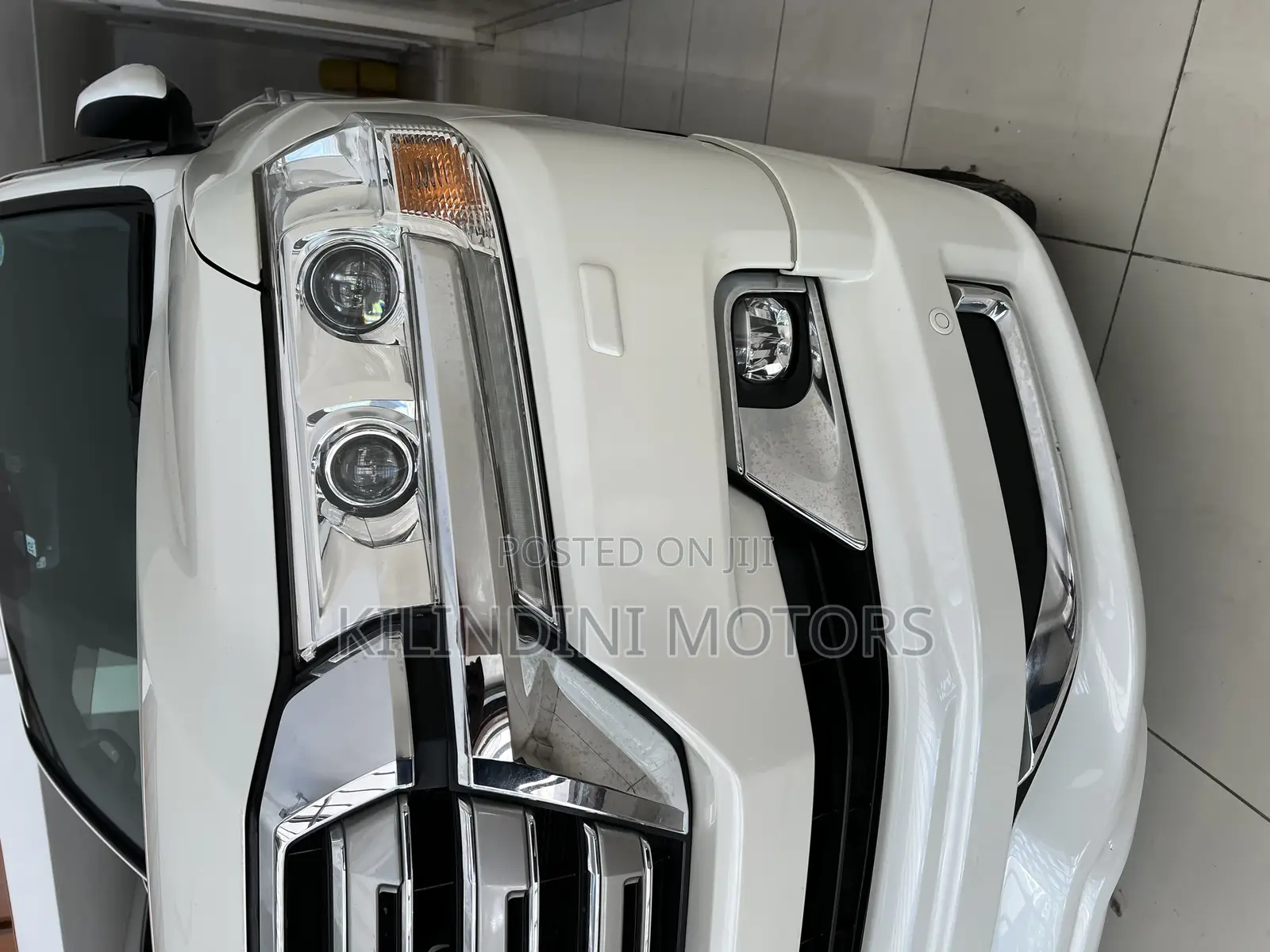 Toyota Land Cruiser Prado 2018 White
