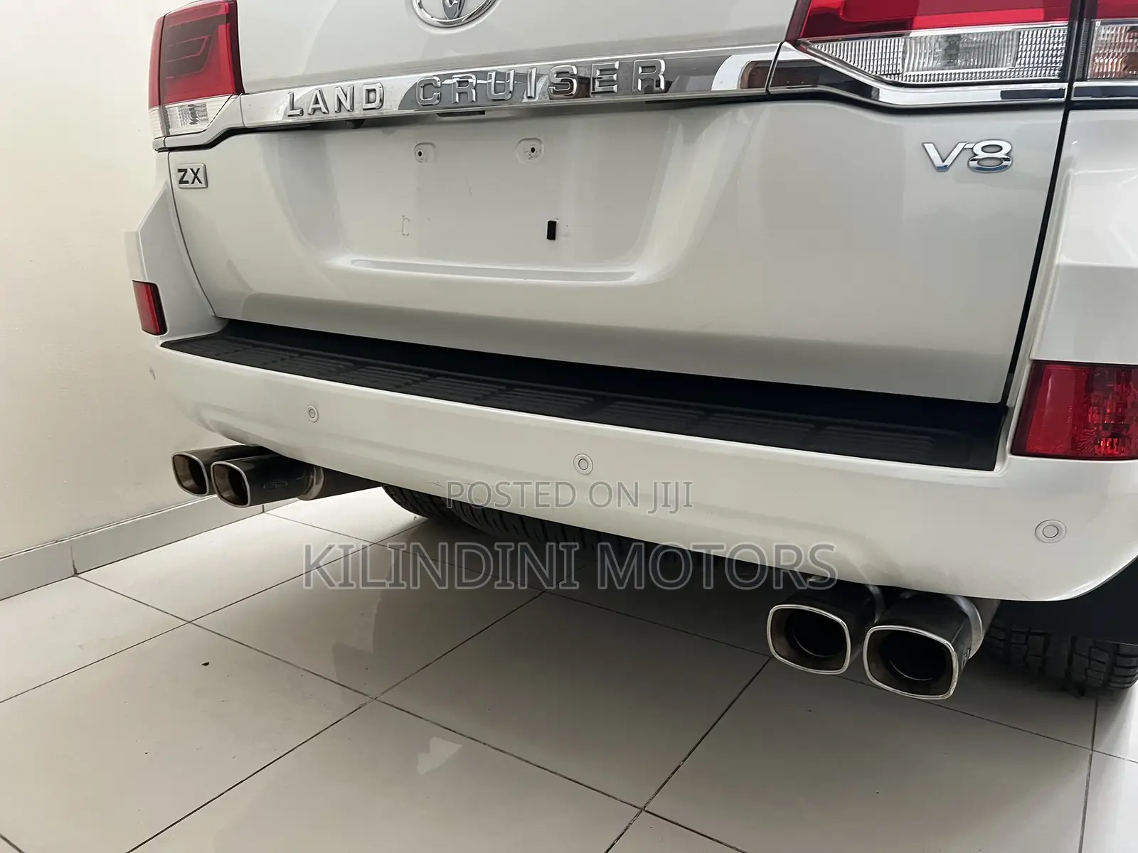 Toyota Land Cruiser Prado 2018 White