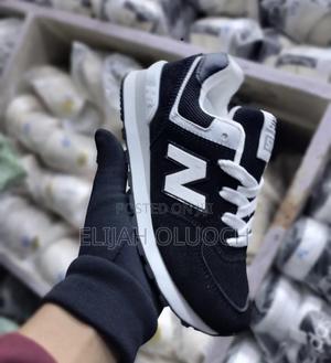 Kids New Balance Sizes 30-35 - thumbnail 2