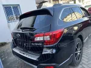 Subaru Outback 2018 Black
