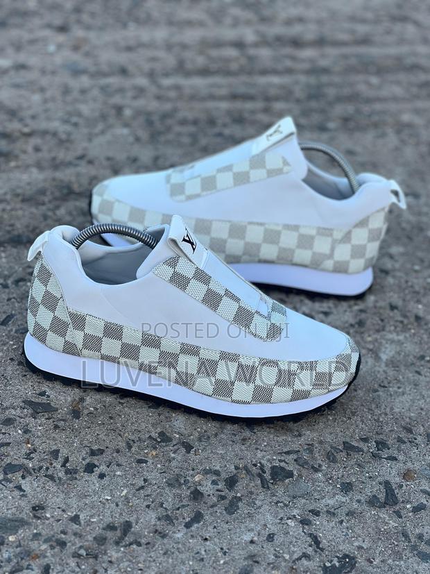 Louis Vuitton Sneakers - thumbnail 4