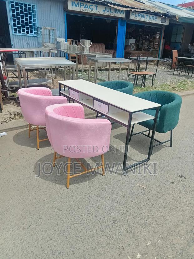 Manicure Set Double, 4 Seater With Marble Top - main view