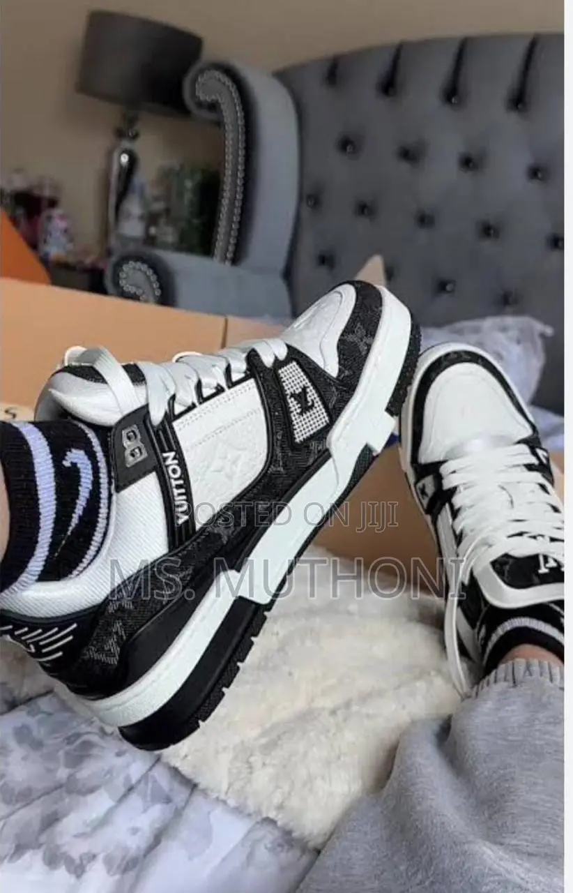 Unisex Louis Vuitton Shoes New Fashion Kicks