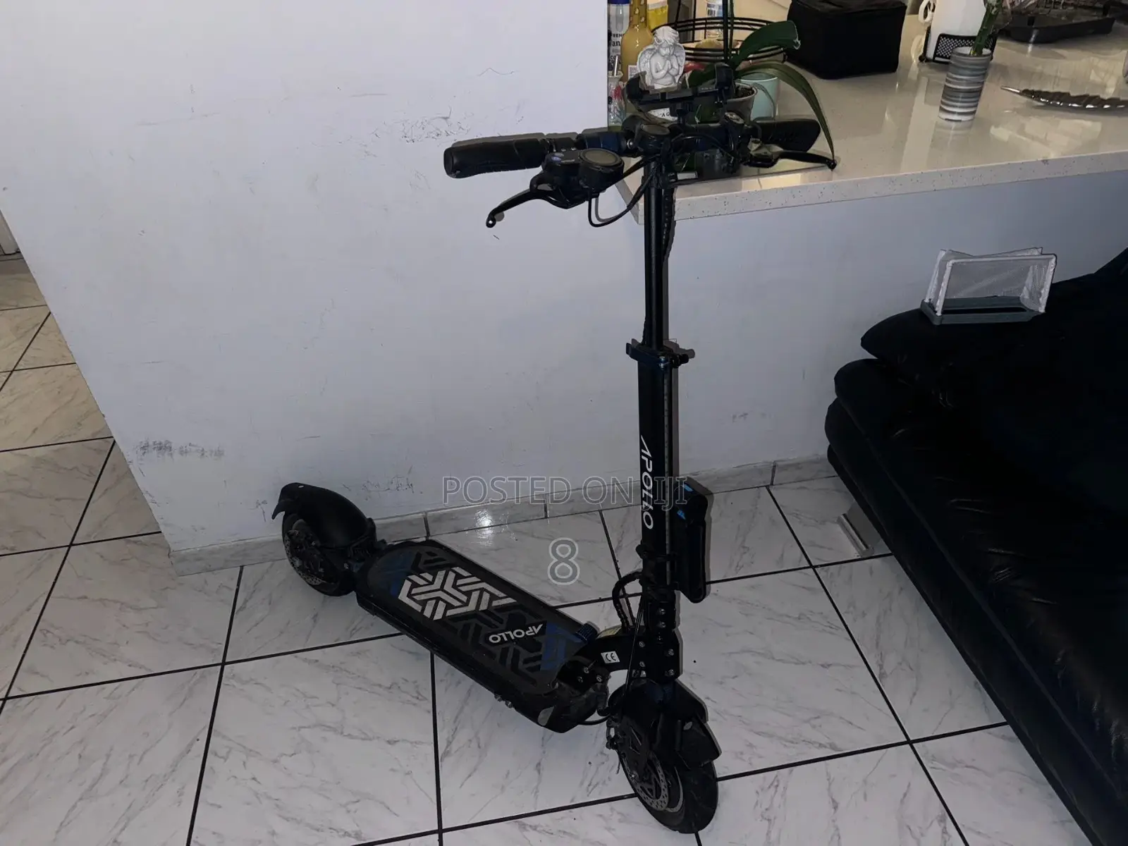 Powerful Electric Scooter – Ideal for Commuting and Urban Ad