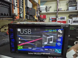 Pionerr AVH 285bt Screen With Mirror Link Option