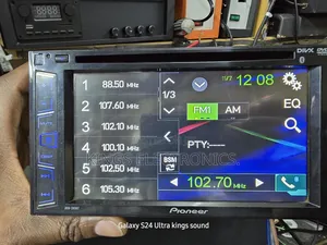 Pionerr AVH 285bt Screen With Mirror Link Option