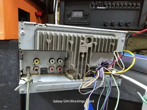 Pionerr AVH 285bt Screen With Mirror Link Option