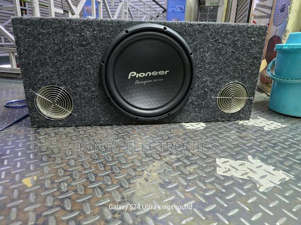 Pioner Bass Speaker 1500watts 400rms.