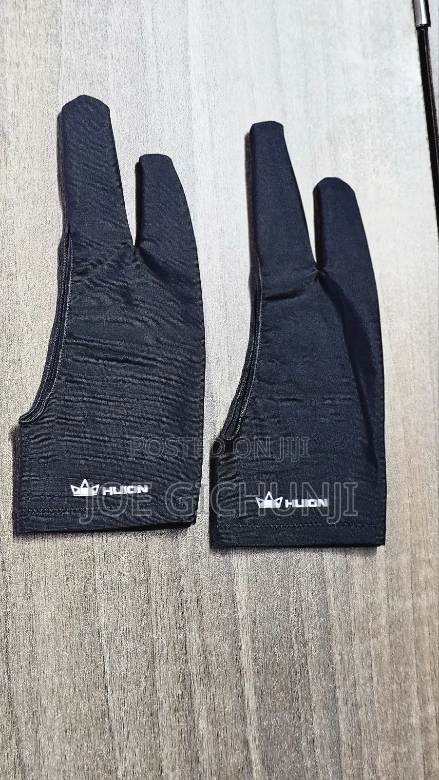 HUION Anti-Fouling Tablet Glove for Artists With Drawing Tab