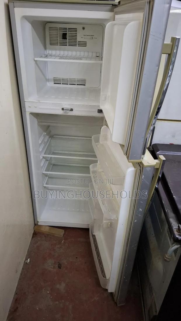 Ramtons 213L Non Frost Fridge - thumbnail 4